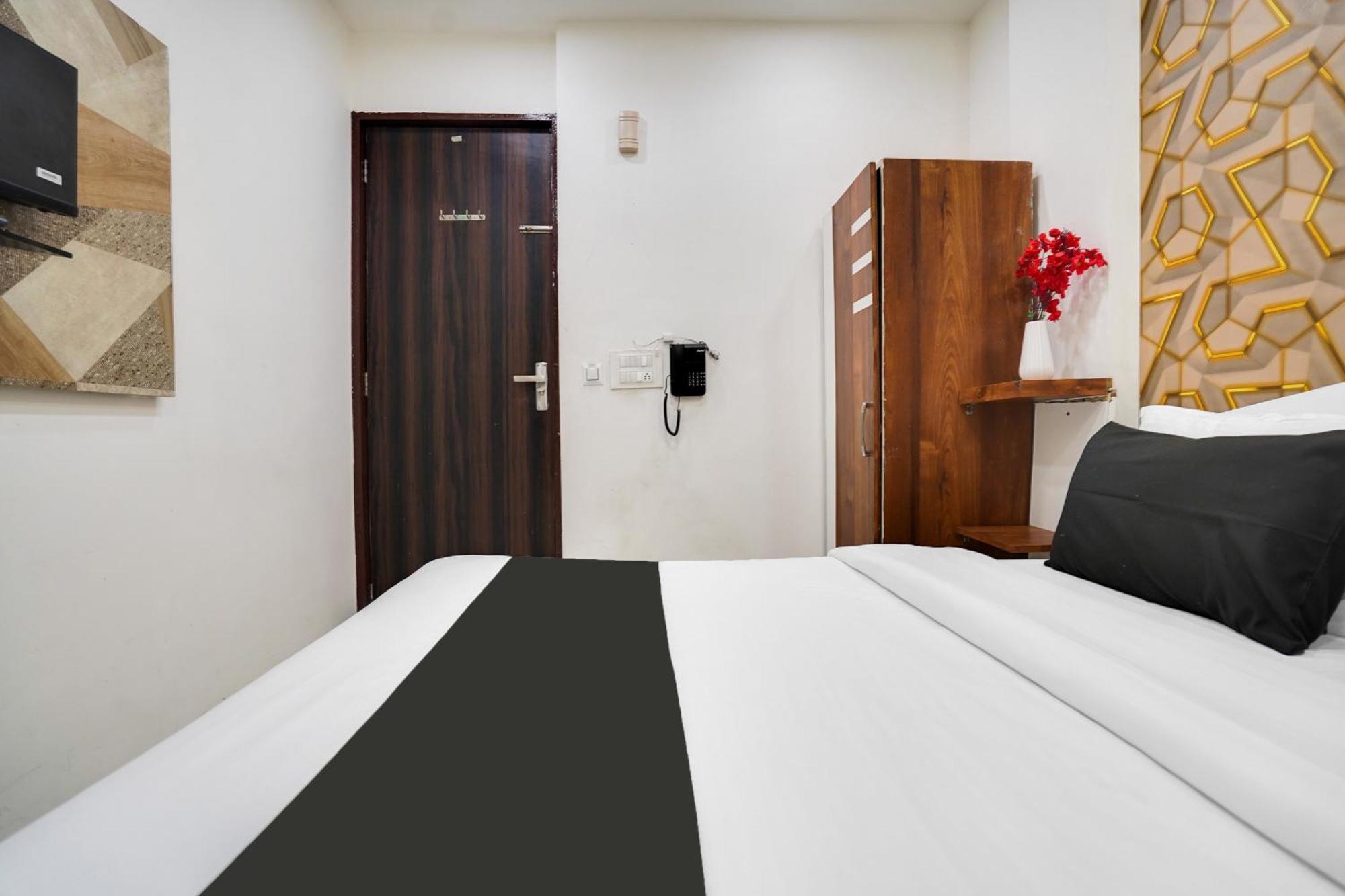 Super Oyo Hotel O Sky Wings Ajmer Extérieur photo